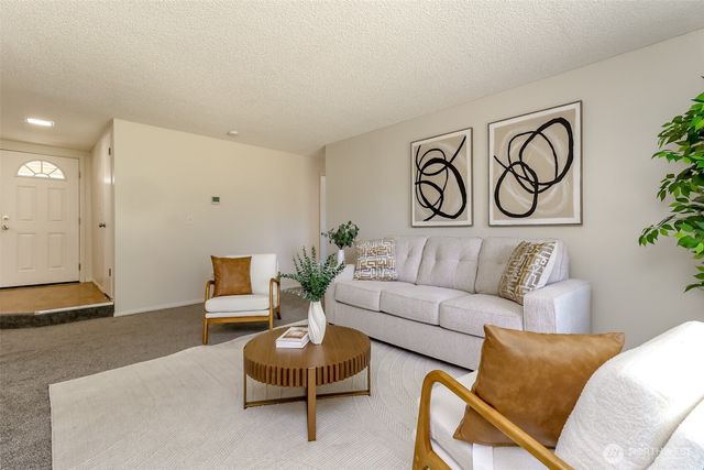 15836 SE Fairwood Boulevard, Renton, WA 98058