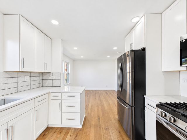 8714 S Merrill Avenue, Chicago, IL 60617