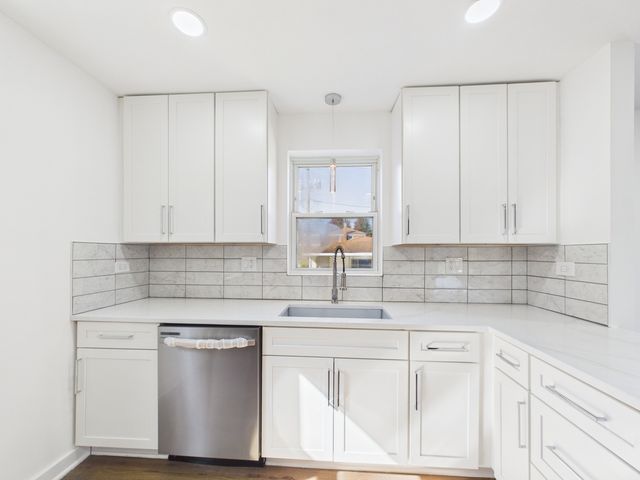 8714 S Merrill Avenue, Chicago, IL 60617