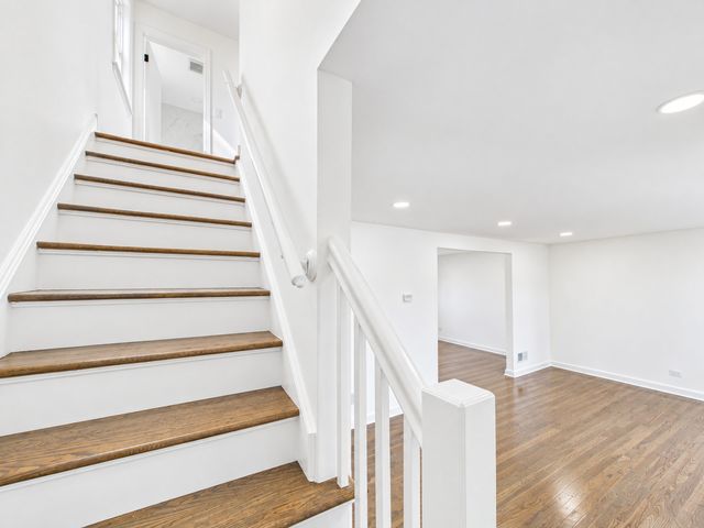 8714 S Merrill Avenue, Chicago, IL 60617