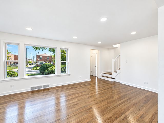 8714 S Merrill Avenue, Chicago, IL 60617