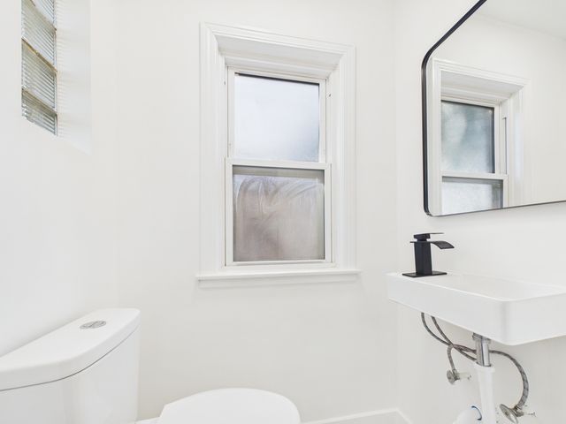 8714 S Merrill Avenue, Chicago, IL 60617