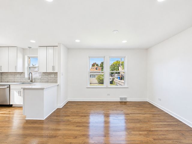 8714 S Merrill Avenue, Chicago, IL 60617