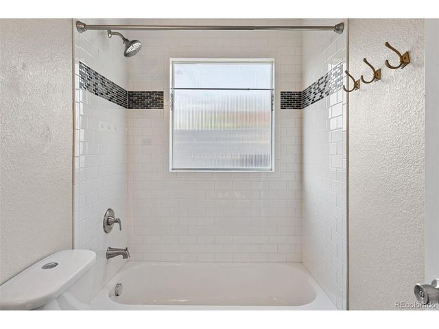 1452 Quitman St, Denver, CO 80204