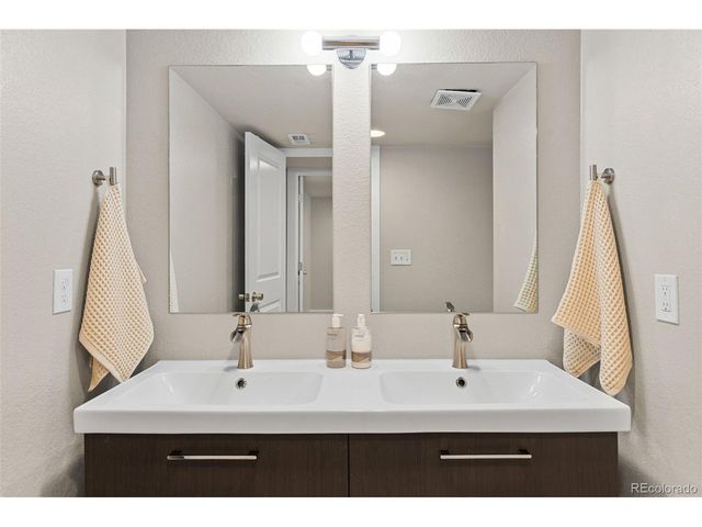 1452 Quitman St, Denver, CO 80204
