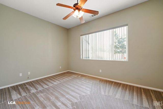 5816 Calico Cove Court, Bakersfield, CA 93306