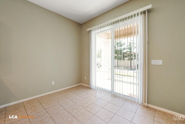 5816 Calico Cove Court, Bakersfield, CA 93306