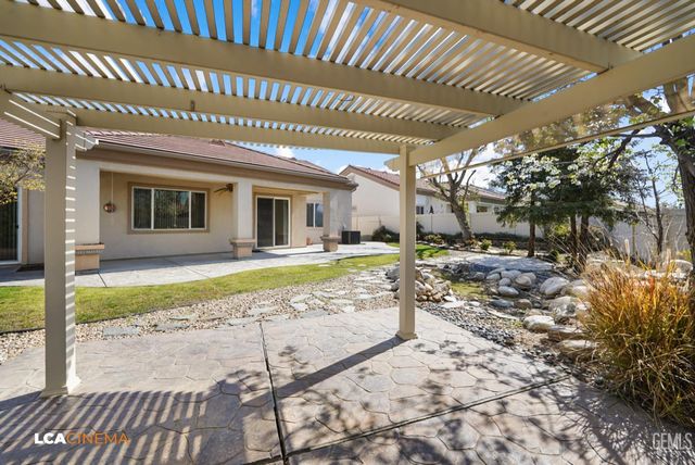 5816 Calico Cove Court, Bakersfield, CA 93306