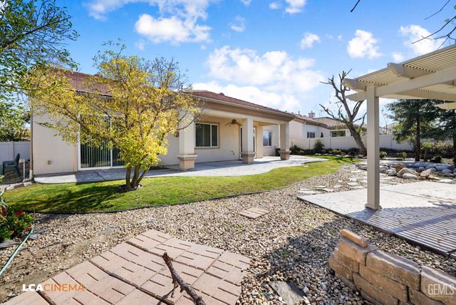 5816 Calico Cove Court, Bakersfield, CA 93306