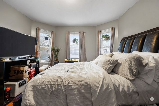 27 Havelock Street, Boston, MA 02124