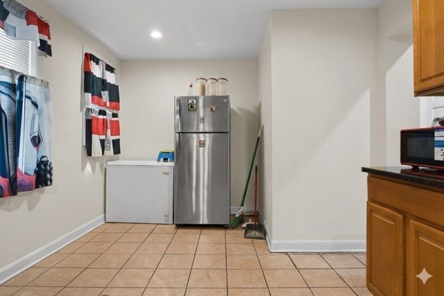 27 Havelock Street, Boston, MA 02124