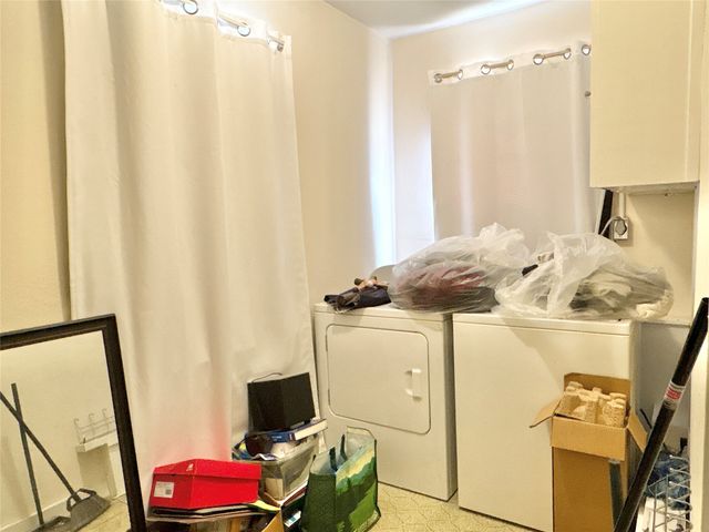 3619 Falls Drive, Dallas, TX 75211