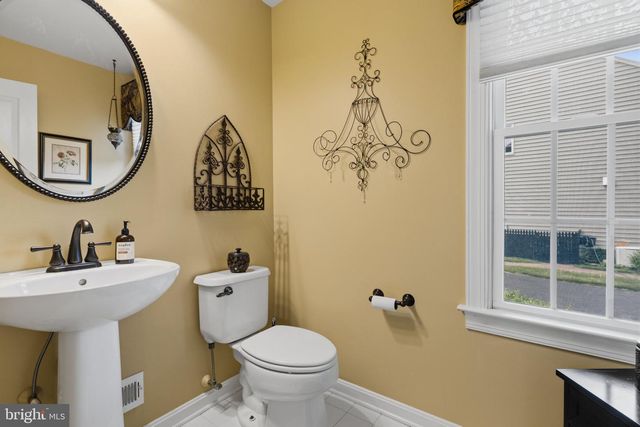 335 SUN VALLEY DR, Ambler, PA 19002