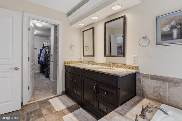 335 SUN VALLEY DR, Ambler, PA 19002