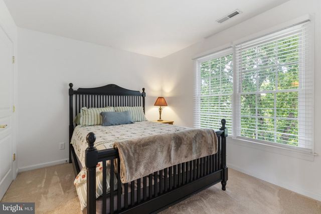 335 SUN VALLEY DR, Ambler, PA 19002