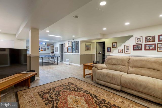 335 SUN VALLEY DR, Ambler, PA 19002