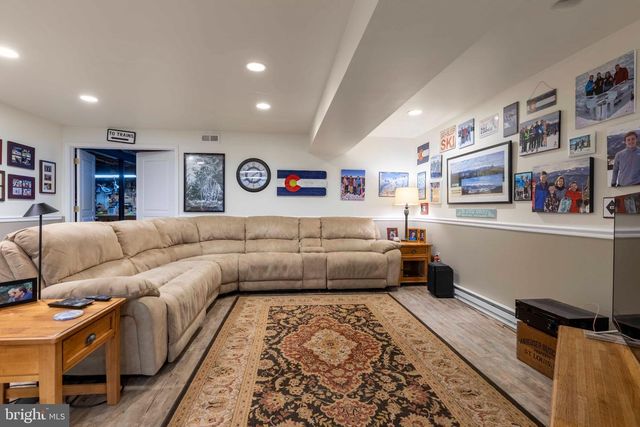 335 SUN VALLEY DR, Ambler, PA 19002