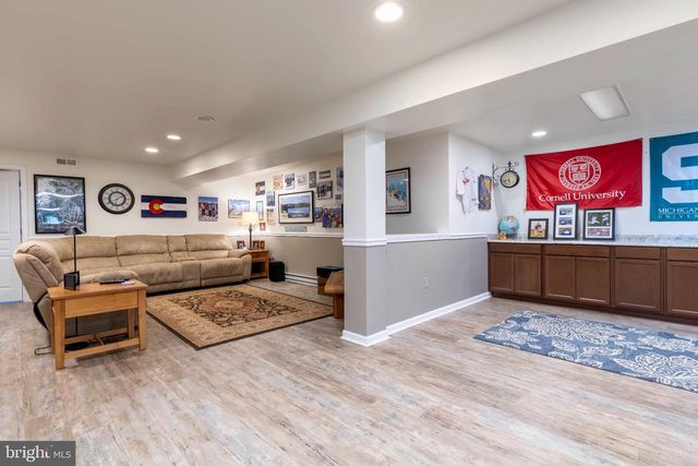 335 SUN VALLEY DR, Ambler, PA 19002