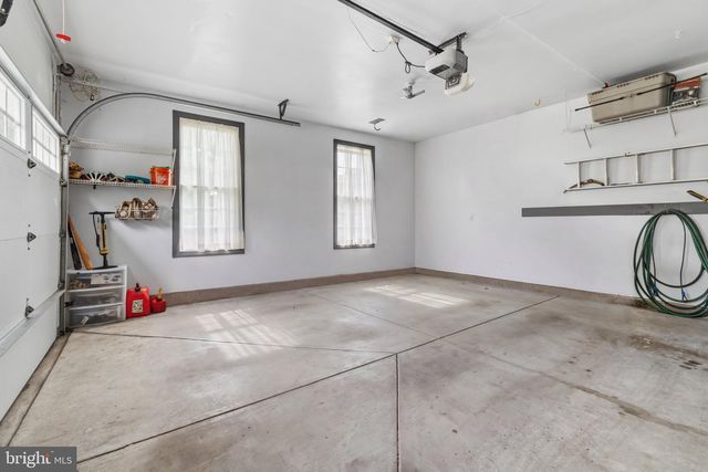 335 SUN VALLEY DR, Ambler, PA 19002
