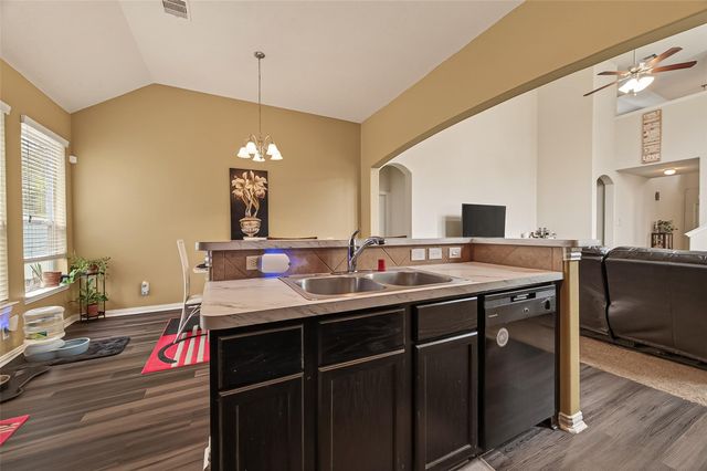 3419 Wooded Trail, Baytown, TX 77521