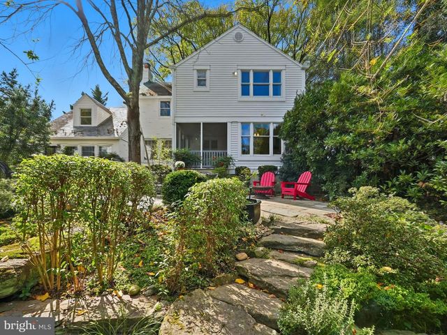 3225 N GLEBE RD, Arlington, VA 22207