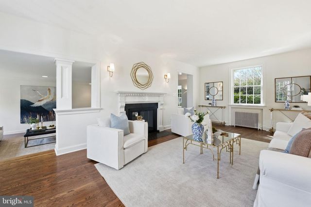3225 N GLEBE RD, Arlington, VA 22207