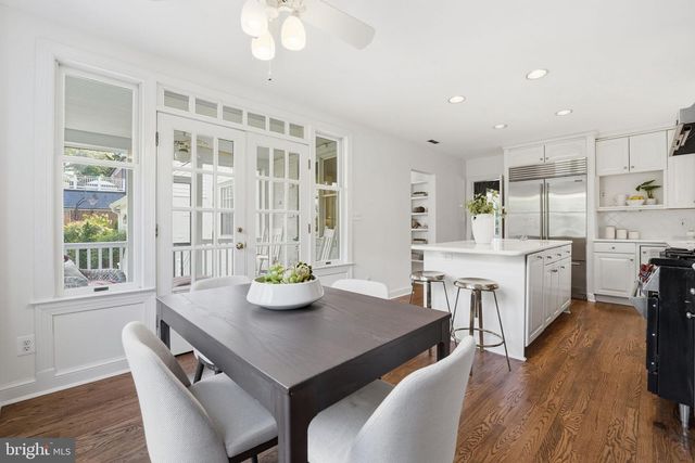 3225 N GLEBE RD, Arlington, VA 22207