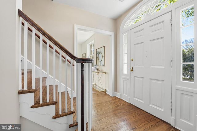 3225 N GLEBE RD, Arlington, VA 22207