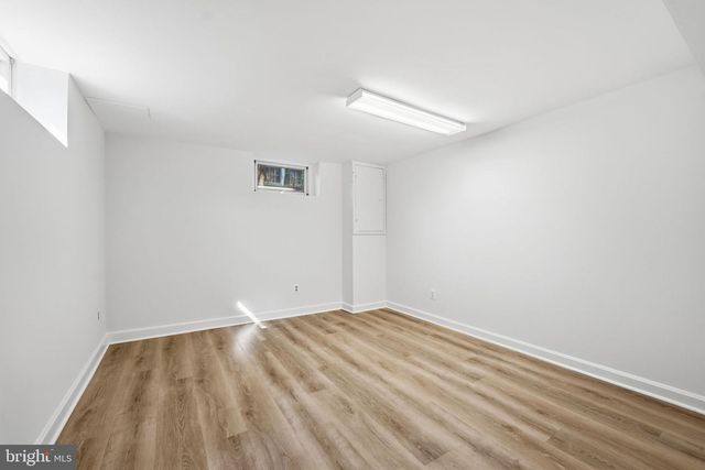 3225 N GLEBE RD, Arlington, VA 22207