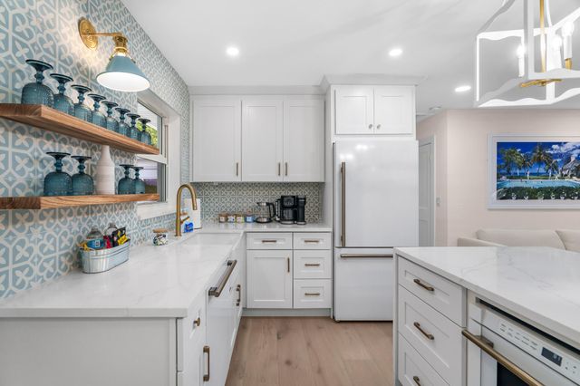 7 Fayette Drive, Ocean Ridge, FL 33435