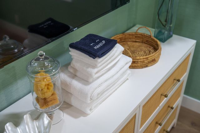 7 Fayette Drive, Ocean Ridge, FL 33435