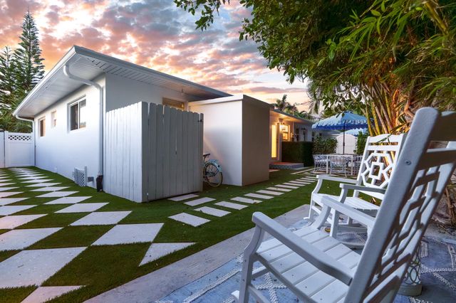 7 Fayette Drive, Ocean Ridge, FL 33435