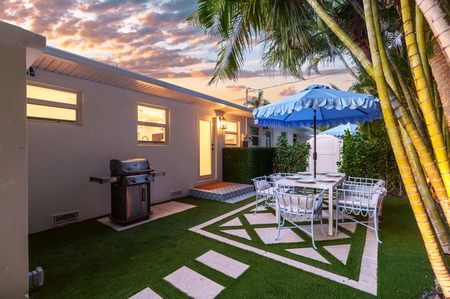 7 Fayette Drive, Ocean Ridge, FL 33435