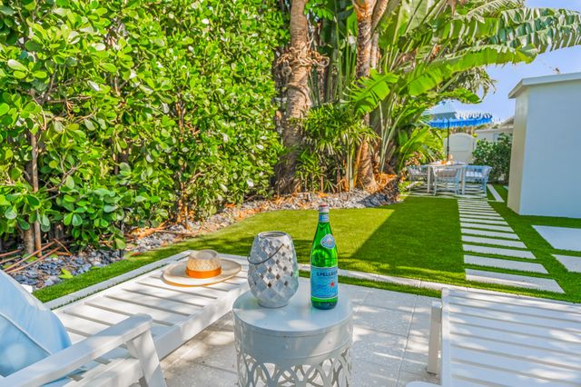 7 Fayette Drive, Ocean Ridge, FL 33435