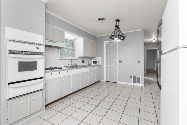 408 Lynn Avenue, Lufkin, TX 75904