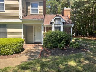 901 Bridge Crossing DR B, Yorktown, VA 23692