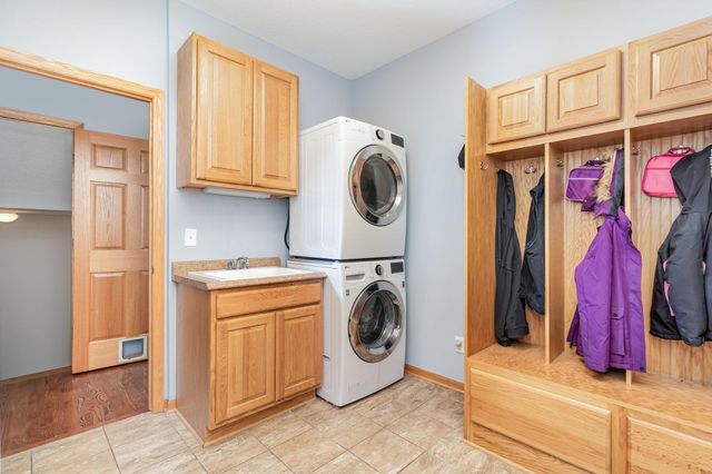 21217 Ixonia Lane, Lakeville, MN 55044