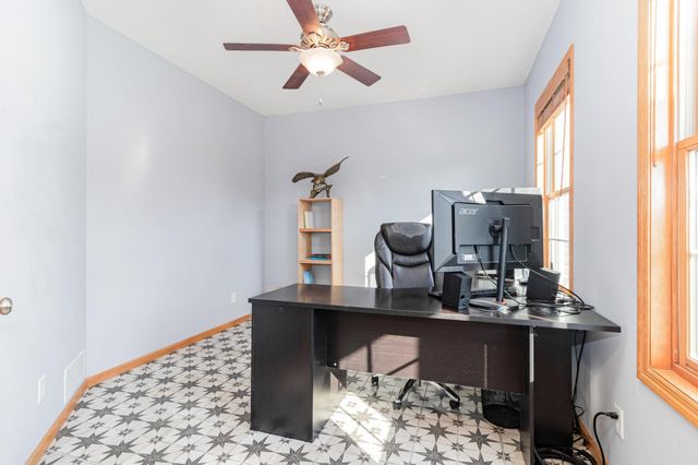 21217 Ixonia Lane, Lakeville, MN 55044