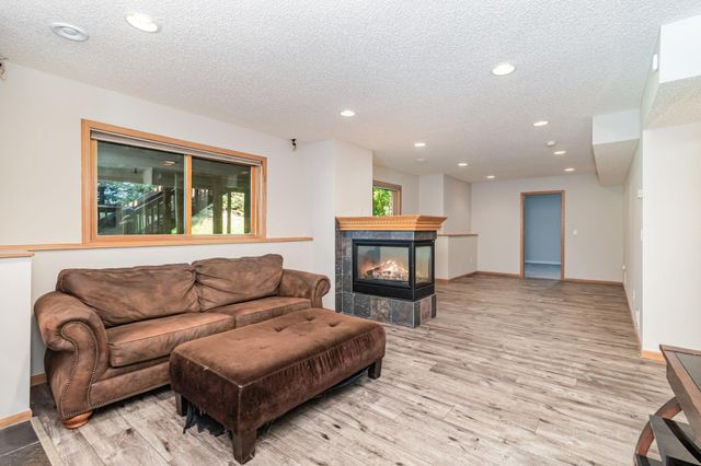 21217 Ixonia Lane, Lakeville, MN 55044