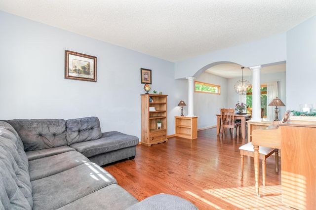 21217 Ixonia Lane, Lakeville, MN 55044