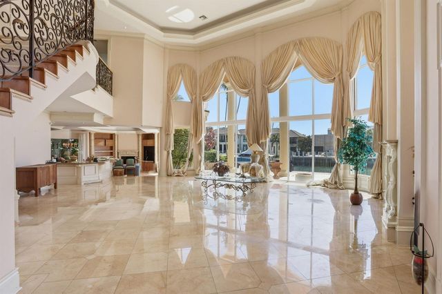 4 Isla Bahia Drive, Fort Lauderdale, FL 33316