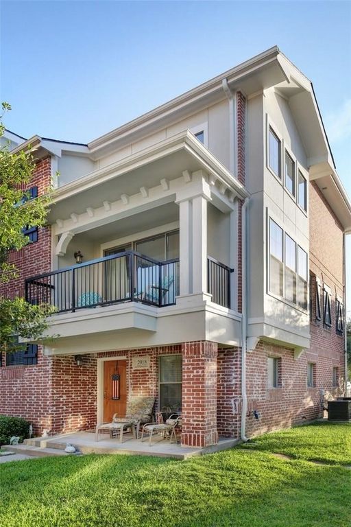 2018 Azure Pointe, Richardson, TX 75080