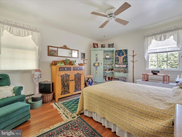 321 WOLF CREEK RD, Bernville, PA 19506