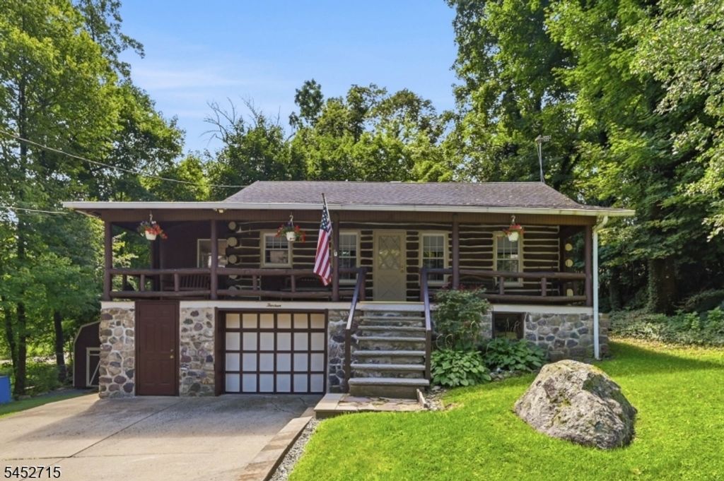 13 Woodside Dr, West Milford Twp., NJ 07480 — photo 2