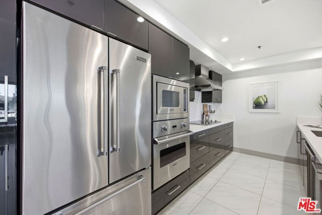 10660 Wilshire Boulevard 804, Los Angeles, CA 90024