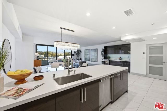 10660 Wilshire Boulevard 804, Los Angeles, CA 90024