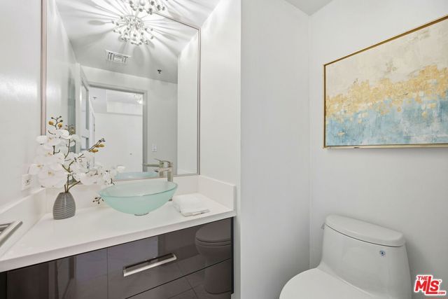 10660 Wilshire Boulevard 804, Los Angeles, CA 90024