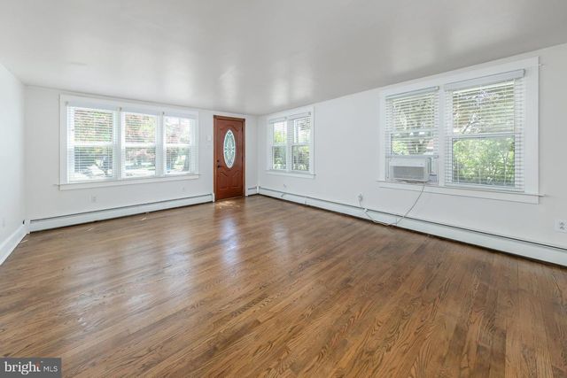 627 SALEM AVE, West Deptford, NJ 08096