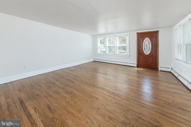 627 SALEM AVE, West Deptford, NJ 08096
