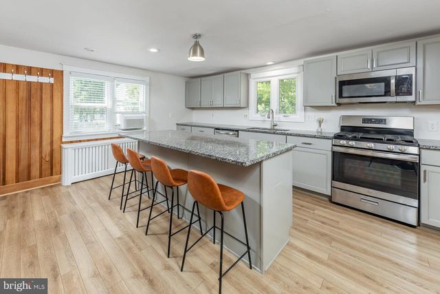 627 SALEM AVE, West Deptford, NJ 08096
